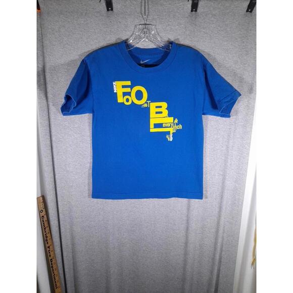 Nike Tshirt Youth Medium‎ 10-12 Football - Picture 1 of 6
